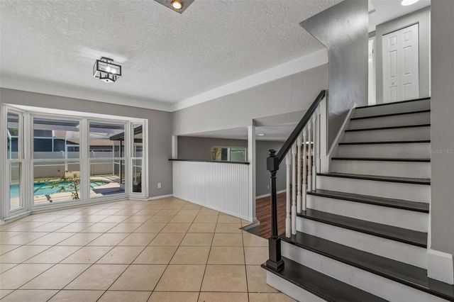 7111 GATEWAY COURT, Tampa, FL 33615