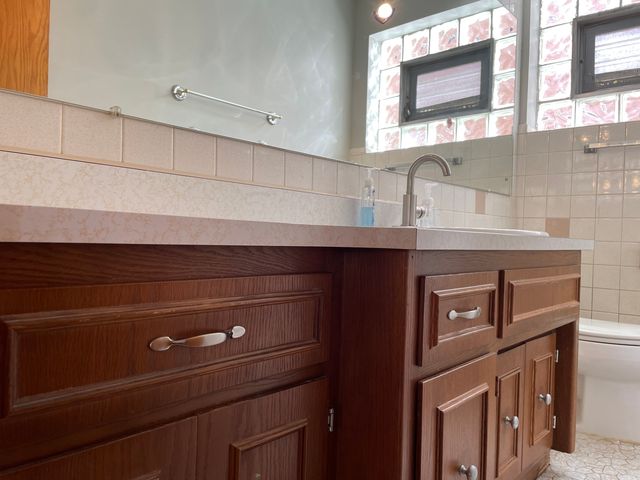 5408 N CENTRAL Avenue 1, Chicago, IL 60630