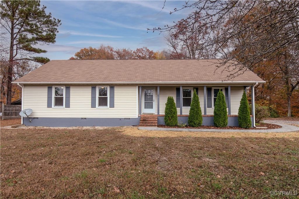 11234 James River Dr, Prince George, VA 23860