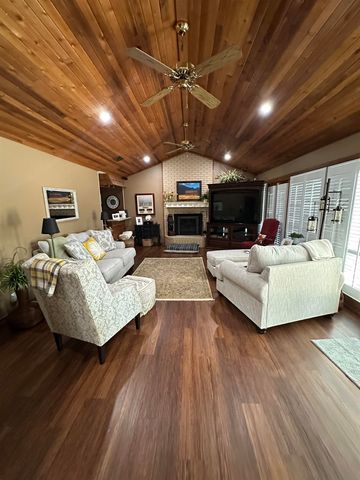 2301 S William, Atlanta, TX 75551