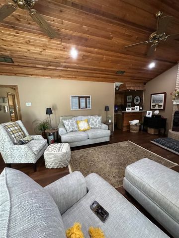 2301 S William, Atlanta, TX 75551