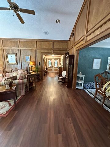 2301 S William, Atlanta, TX 75551