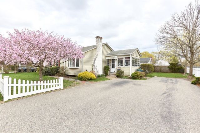 5 Arch Street, Abington, MA 02351