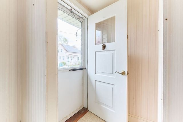 5 Arch Street, Abington, MA 02351