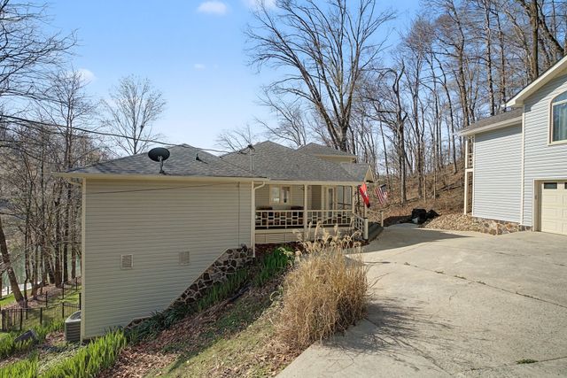 165 Barefield Ct, Lynchburg, TN 37352