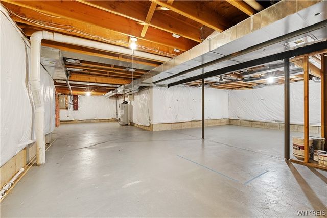 4169 Foxwood Lane, Clarence, NY 14221