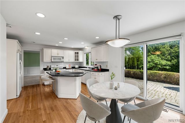 4169 Foxwood Lane, Clarence, NY 14221