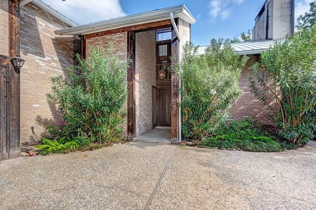 5623 Indian Circle, Houston, TX 77056