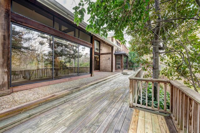 5623 Indian Circle, Houston, TX 77056