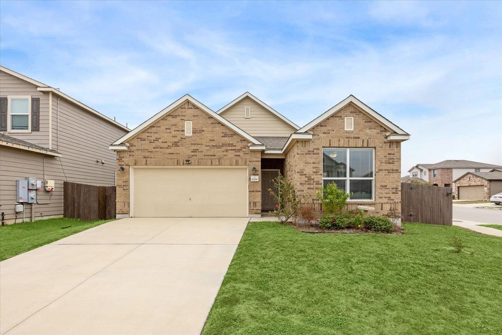 6200 Albany Sleigh DR, Del Valle, TX 78617