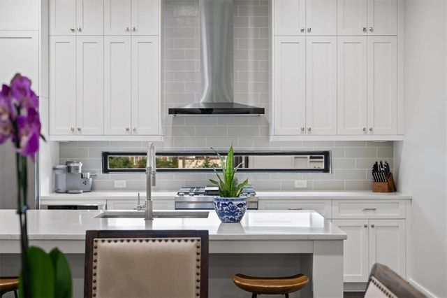 550 N Highland Avenue NE 9, Atlanta, GA 30307