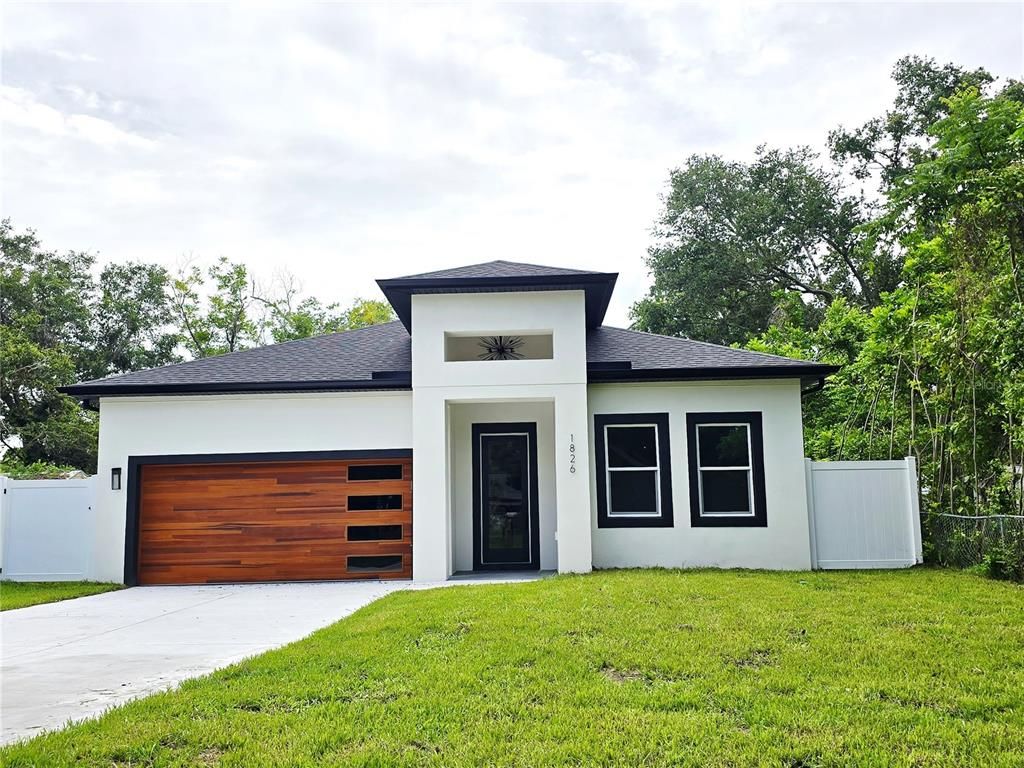 Image 1 of property listing at 1826 SYLVAN DRIVE, Clearwater, FL 33755