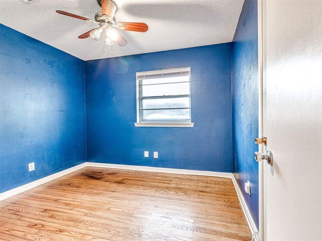 909 Holoway Drive, Midwest City, OK 73110