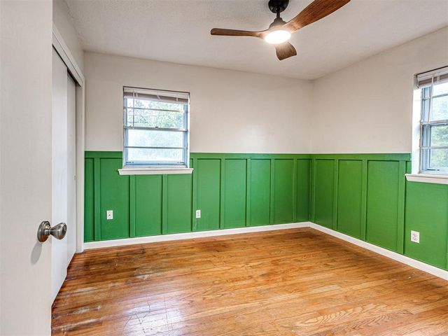 909 Holoway Drive, Midwest City, OK 73110