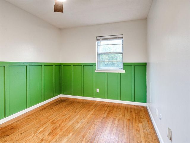 909 Holoway Drive, Midwest City, OK 73110