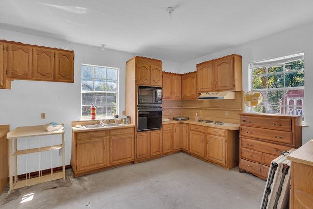 638 Arawe Circle E, Irving, TX 75060