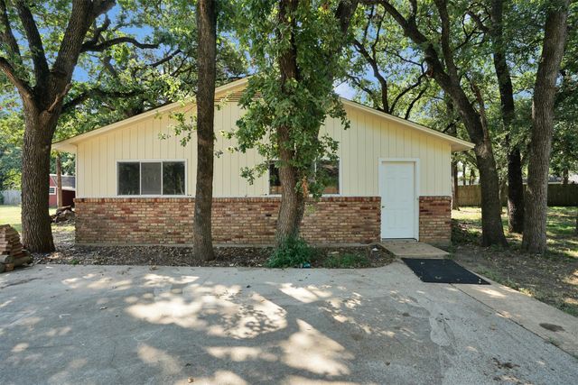 638 Arawe Circle E, Irving, TX 75060