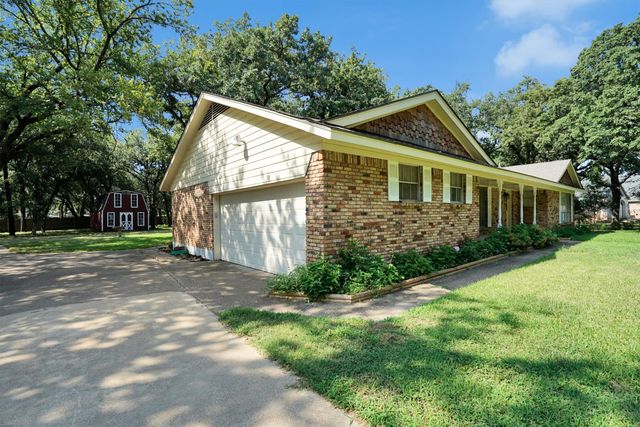638 Arawe Circle E, Irving, TX 75060