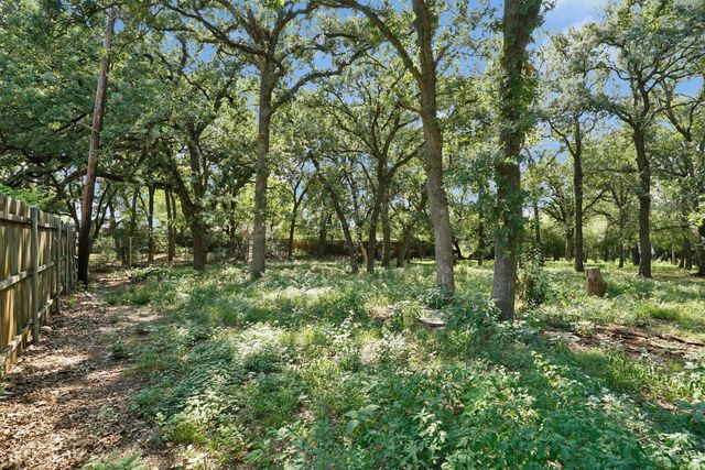 638 Arawe Circle E, Irving, TX 75060