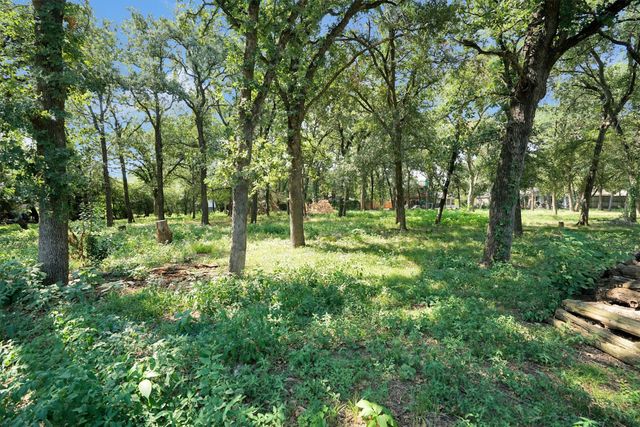 638 Arawe Circle E, Irving, TX 75060