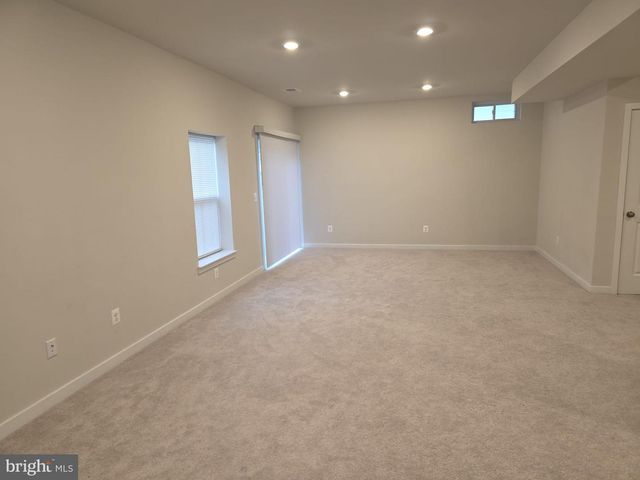 313 LEHIGH DR, Winchester, VA 22602