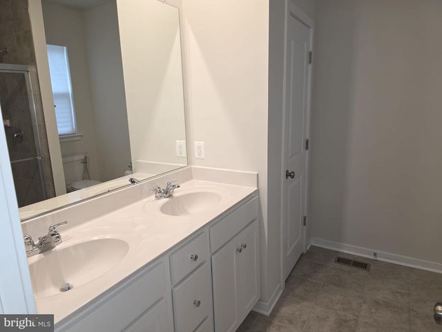 313 LEHIGH DR, Winchester, VA 22602