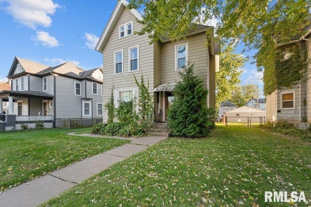 1618 11TH Avenue, Moline, IL 61265