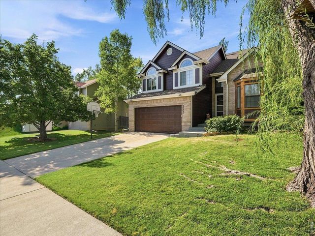 1037 Deer Creek Ln, Fort Collins, CO 80526