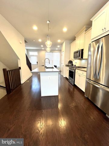 5140 RANDOLPH RD, Rockville, MD 20852