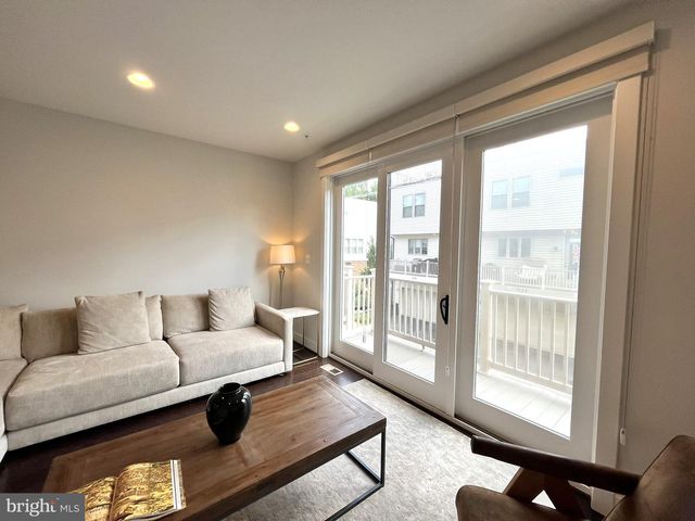 5140 RANDOLPH RD, Rockville, MD 20852