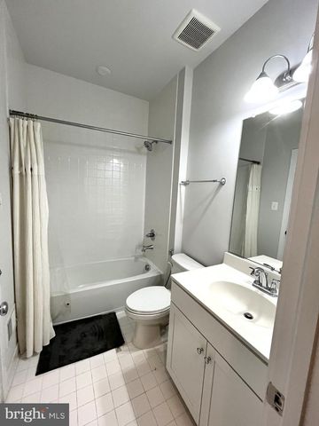 5140 RANDOLPH RD, Rockville, MD 20852