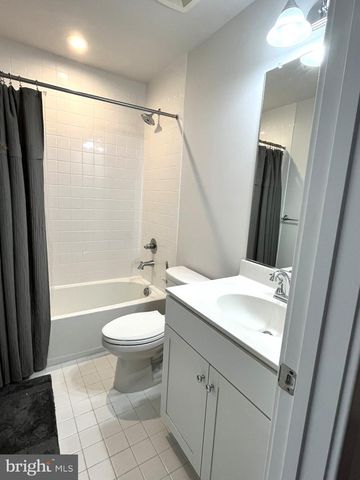 5140 RANDOLPH RD, Rockville, MD 20852