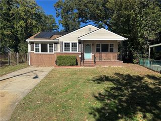 1447 Mellwood CT, Norfolk, VA 23513