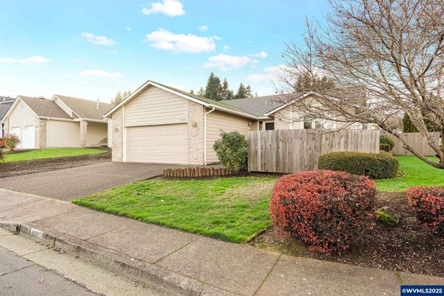 5892 Cobalt Lp SE, Salem, OR 97306