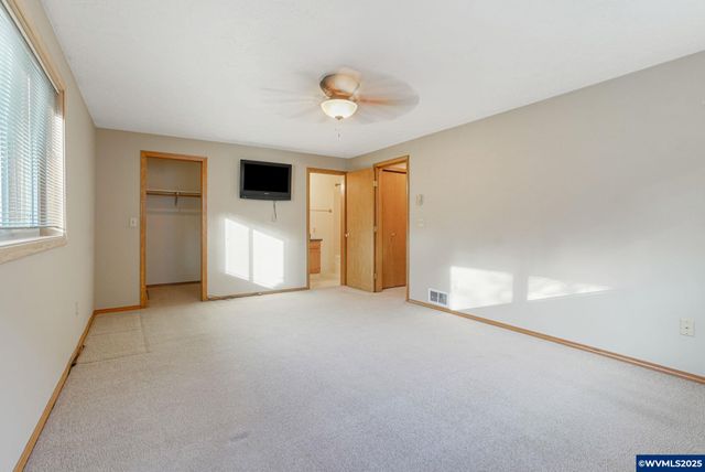 5892 Cobalt Lp SE, Salem, OR 97306