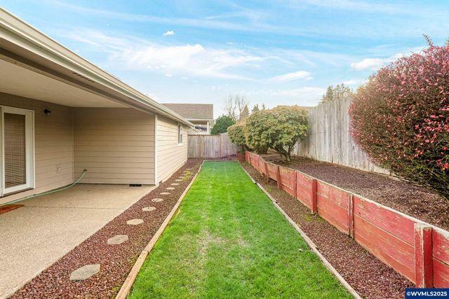 5892 Cobalt Lp SE, Salem, OR 97306