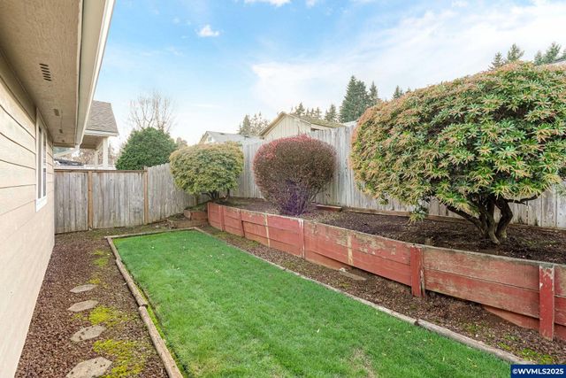 5892 Cobalt Lp SE, Salem, OR 97306