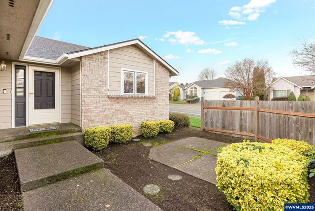 5892 Cobalt Lp SE, Salem, OR 97306