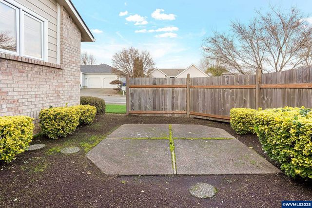 5892 Cobalt Lp SE, Salem, OR 97306