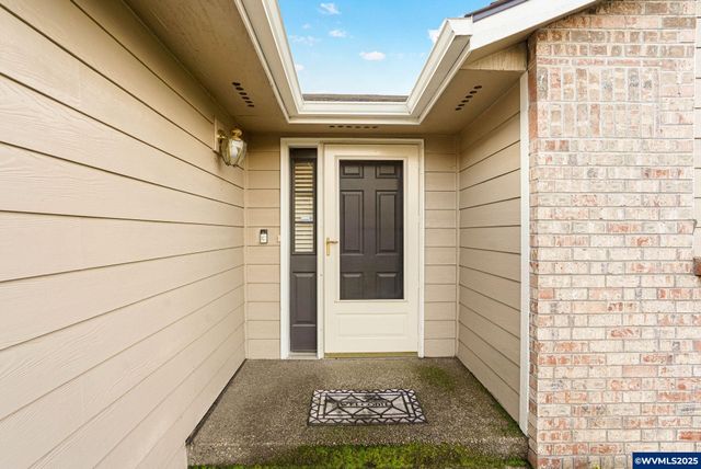 5892 Cobalt Lp SE, Salem, OR 97306