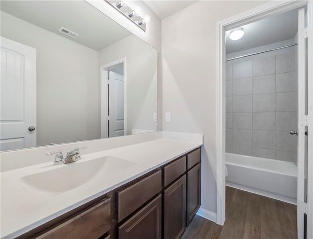 5763 Paseo Place, Bryan, TX 77807