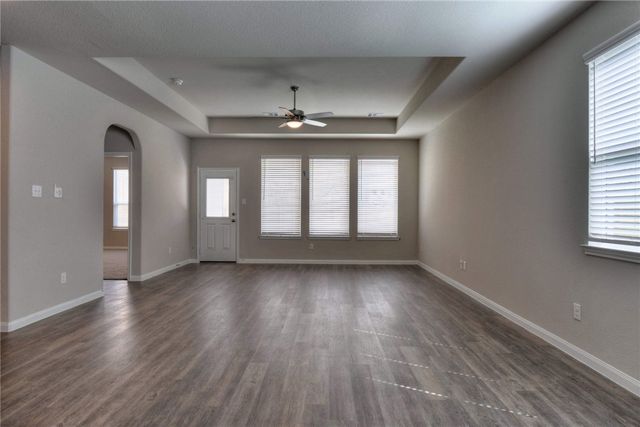 5763 Paseo Place, Bryan, TX 77807