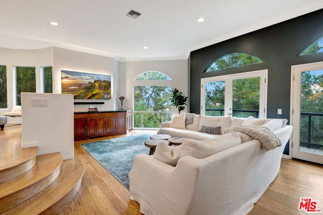 4102 Cachalote Street, Woodland Hills (los Angeles), CA 91364