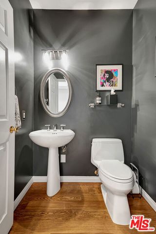 4102 Cachalote Street, Woodland Hills (los Angeles), CA 91364