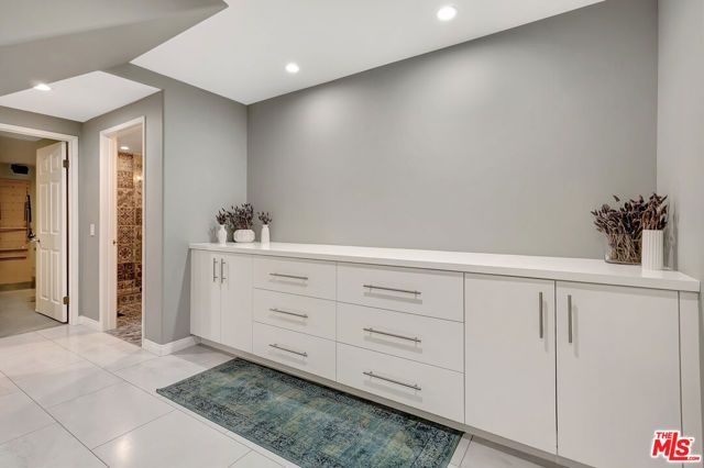 4102 Cachalote Street, Woodland Hills (los Angeles), CA 91364