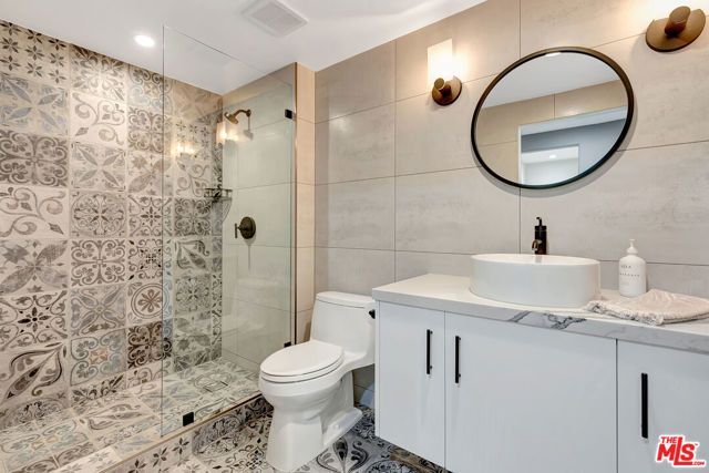 4102 Cachalote Street, Woodland Hills (los Angeles), CA 91364