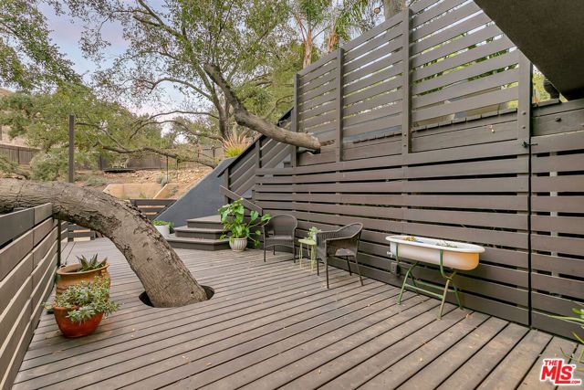 4102 Cachalote Street, Woodland Hills (los Angeles), CA 91364