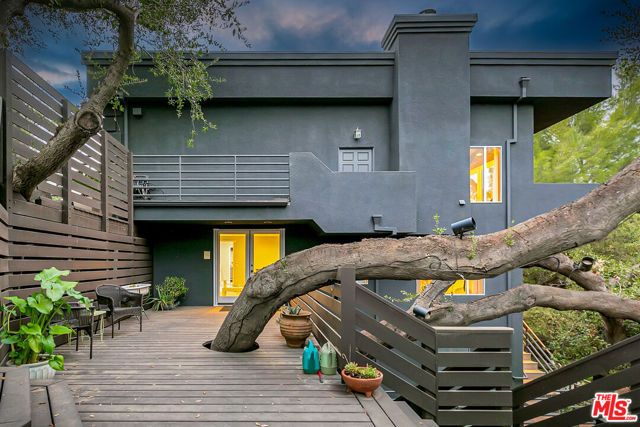 4102 Cachalote Street, Woodland Hills (los Angeles), CA 91364