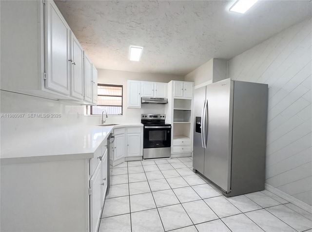 12230 SW 187th Ter, Miami, FL 33177