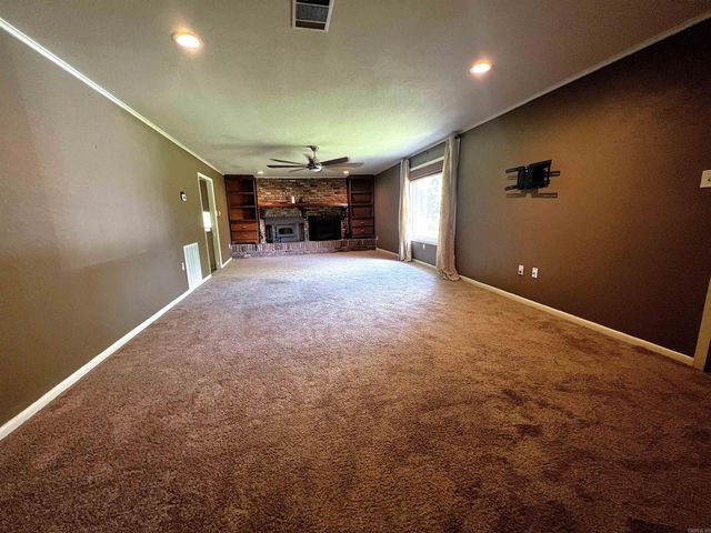 14160 W Hwy 54, Pine Bluff, AR 71603